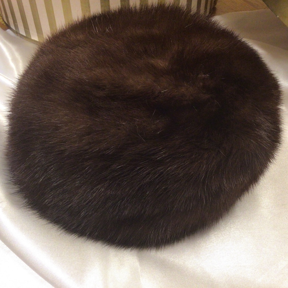 Vintage Women’s Fur Hat - No tags or names